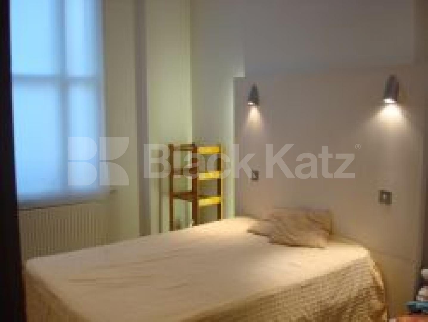 			2 Bedroom, 1 bath, 1 reception Flat			 Fleet Road, BELSIZE PARK/HAMPSTEAD HEATH